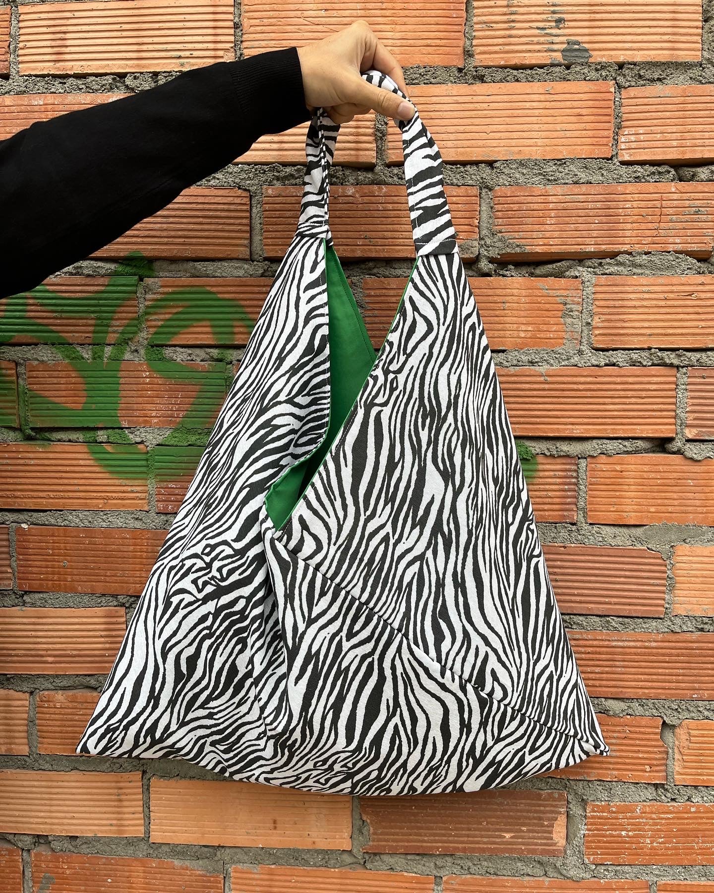 Bolso origami cebra